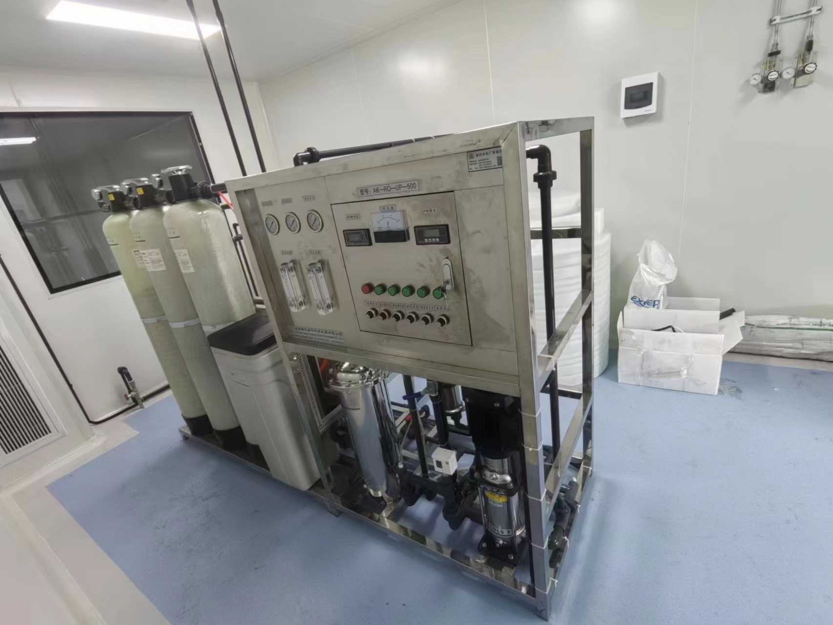 2008年大亞灣核電安裝的艾柯AK系列純水系統(tǒng)(1000L/H)維護完畢插圖4 2008年大亞灣核電安裝的艾柯AK系列純水系統(tǒng)(1000L/H)維護完畢插圖4